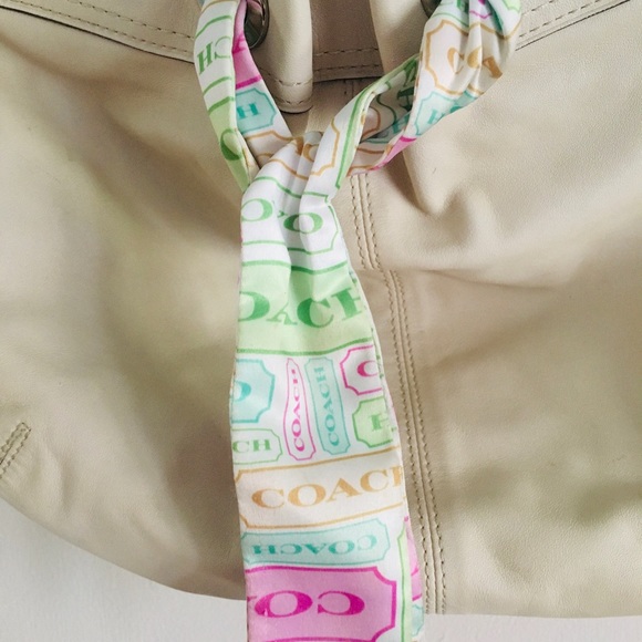 Coach Ivory leather Hobo bag - Picture 5 of 14